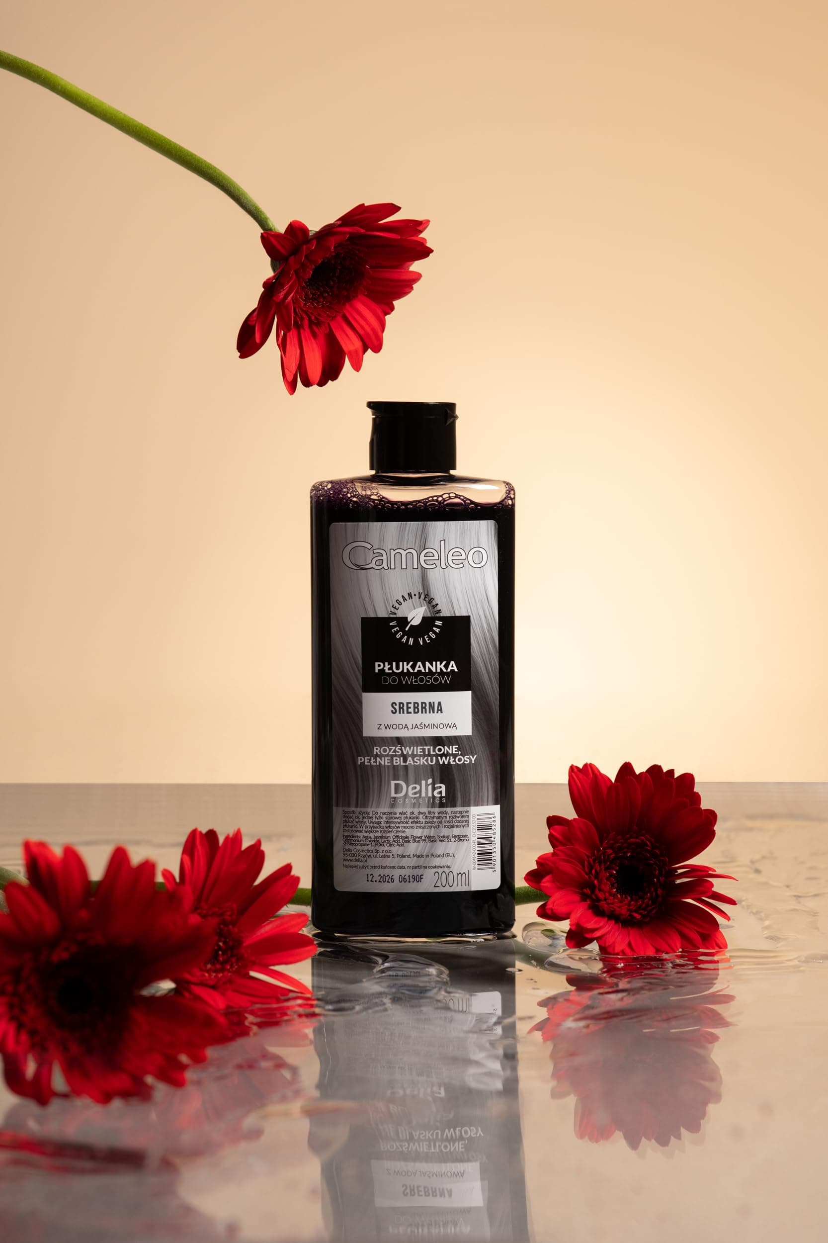 Cameleo - Silberner Haar-Toner mit Jasminwasser - glamouröse Farbtöne OHNE Gelbstich - semi-permanente Haarfarbe - für blondes, platinblondes & graues Haar - Haare Farbe & Pflege - parabenfrei - 200ml
