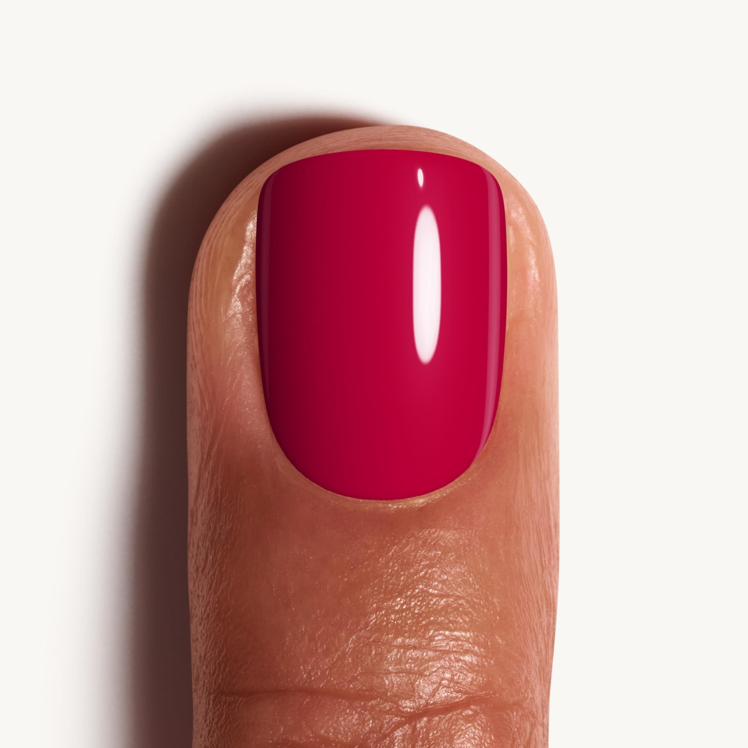 essie Gel Couture Nagellack, Nr. 541 chevron trend, Rot