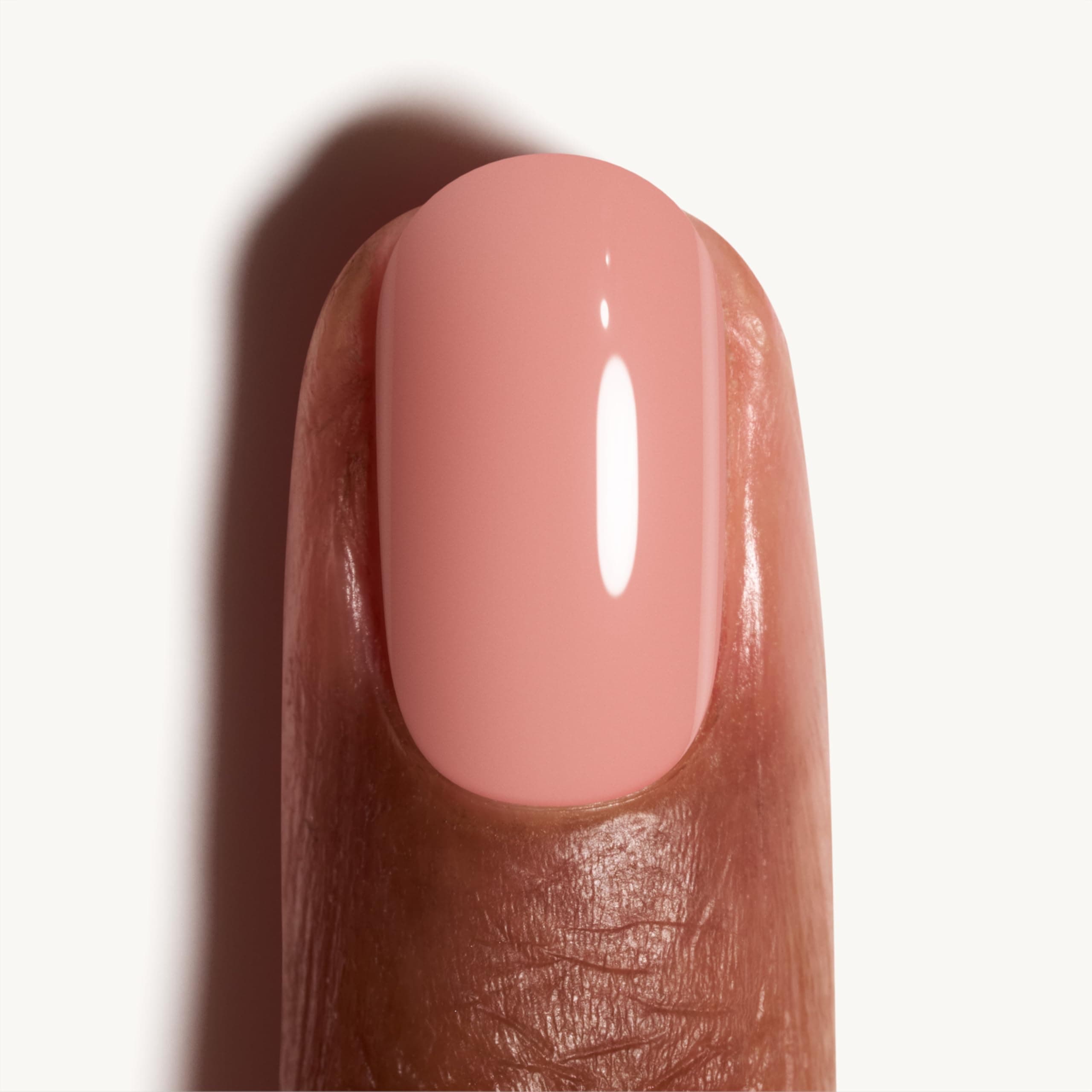 essie nagu laka Nr. 749 the snuggle is real 13.5 ml