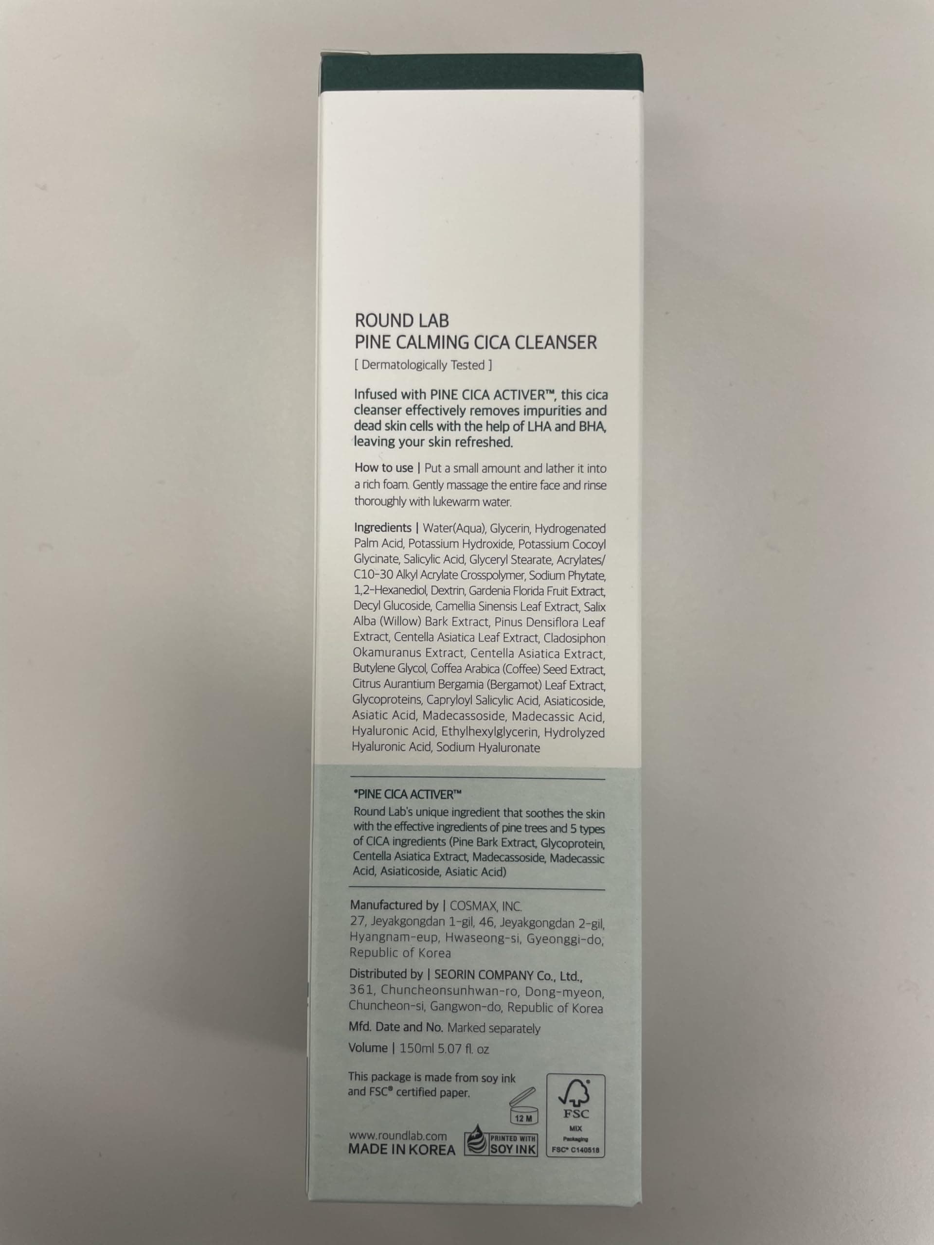 ROUND LAB Nomierinošs sejas tīrīšanas līdzeklis ar cica (150 ml)