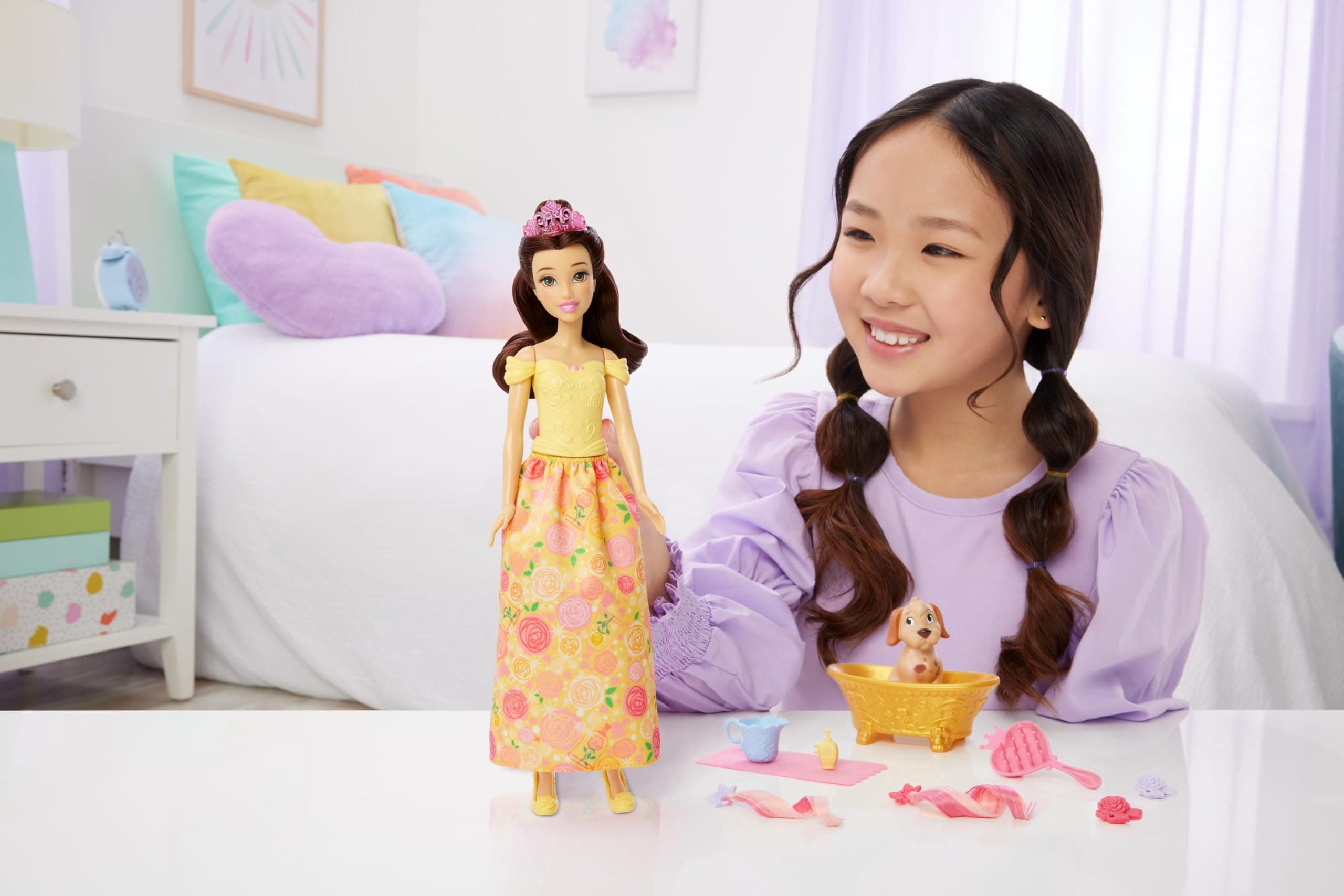 Mattel Disney Princess Belle Modes lelle ar sunīti