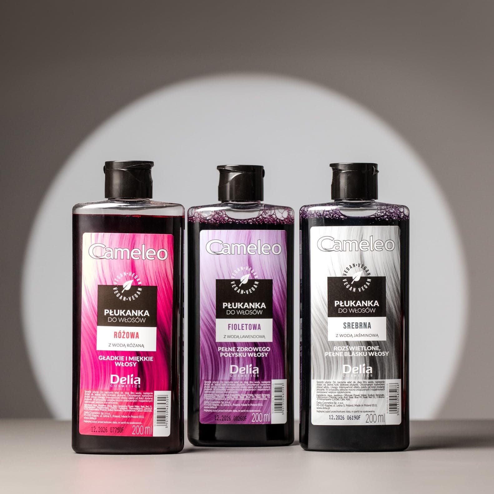 Cameleo - Silberner Haar-Toner mit Jasminwasser - glamouröse Farbtöne OHNE Gelbstich - semi-permanente Haarfarbe - für blondes, platinblondes & graues Haar - Haare Farbe & Pflege - parabenfrei - 200ml